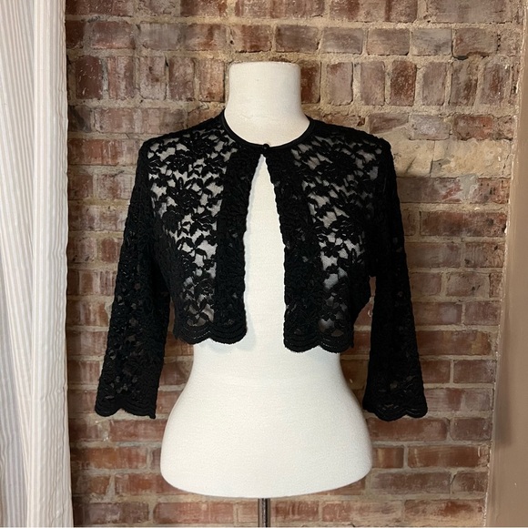 Vintage Black Lace Cropped Cardigan -Size S -TP10 - Picture 1 of 8